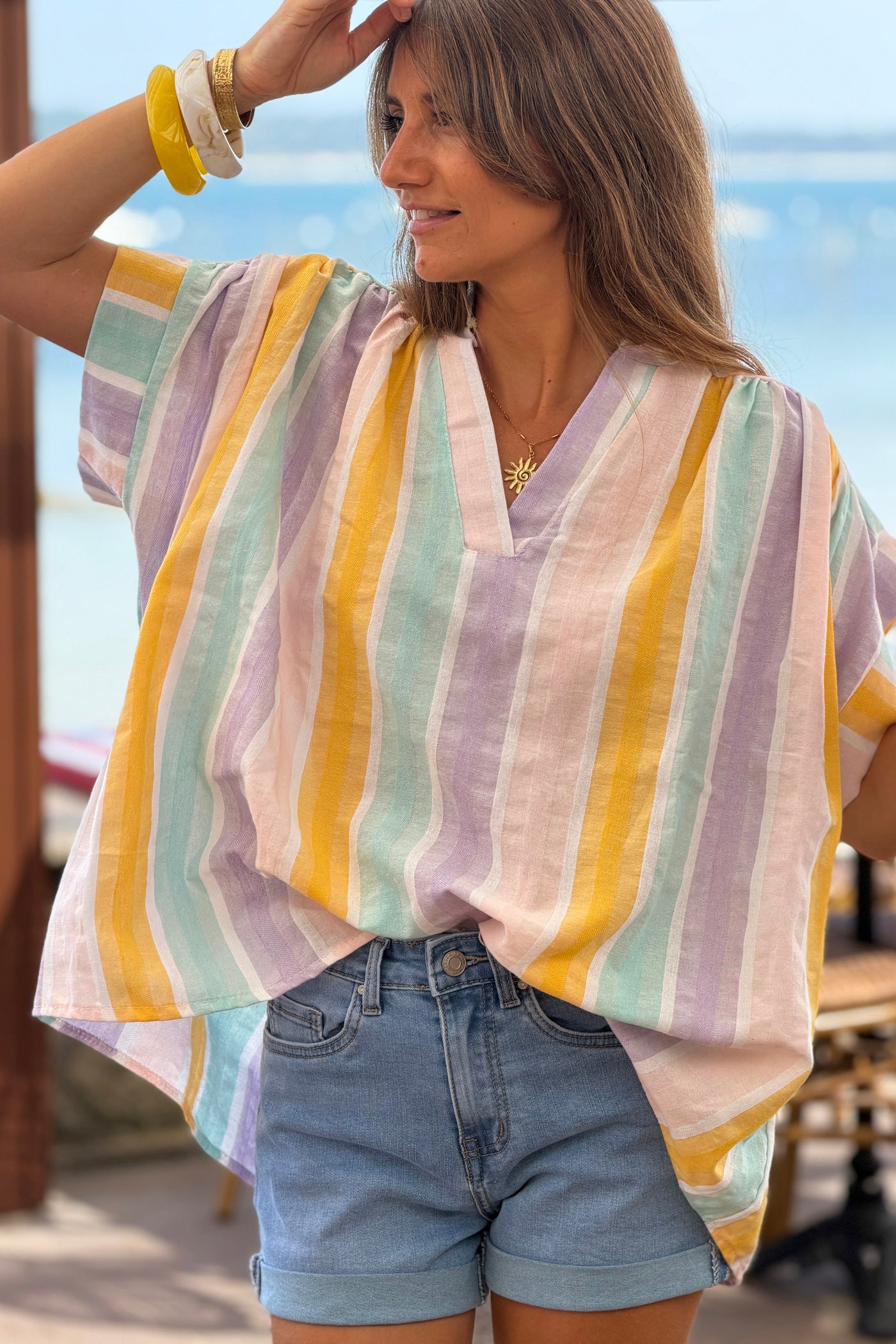 Blouse large en coton rayures pastel jaune et violet à manches courtes