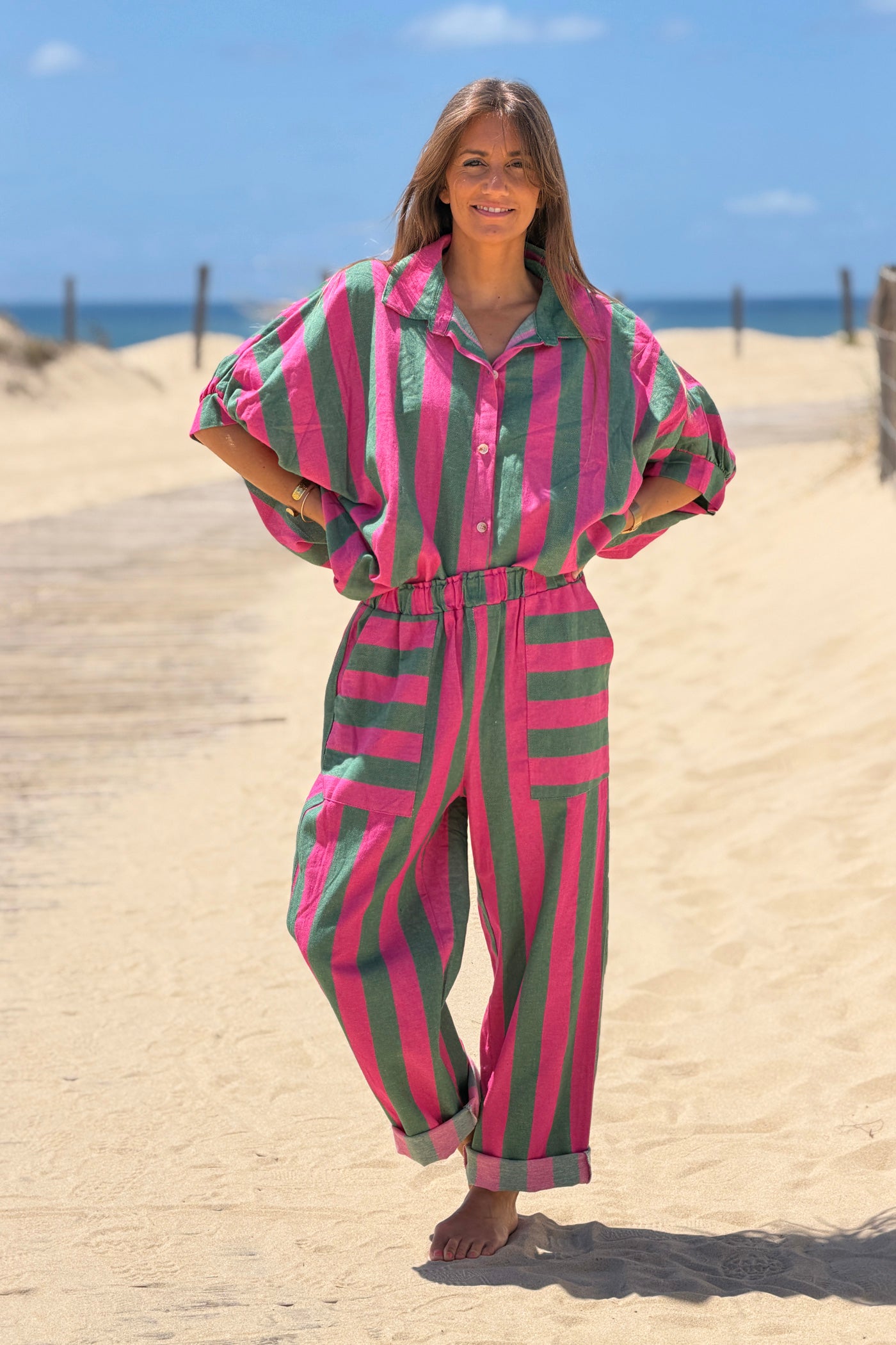 Chemise très large en coton effet texturé rayures vertes et fuchsia