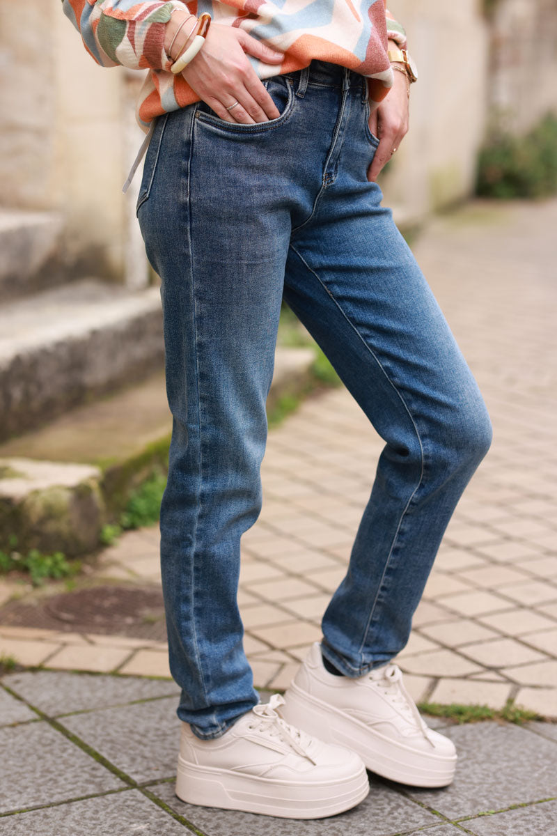 Jean délavé moyen coupe droite stretch