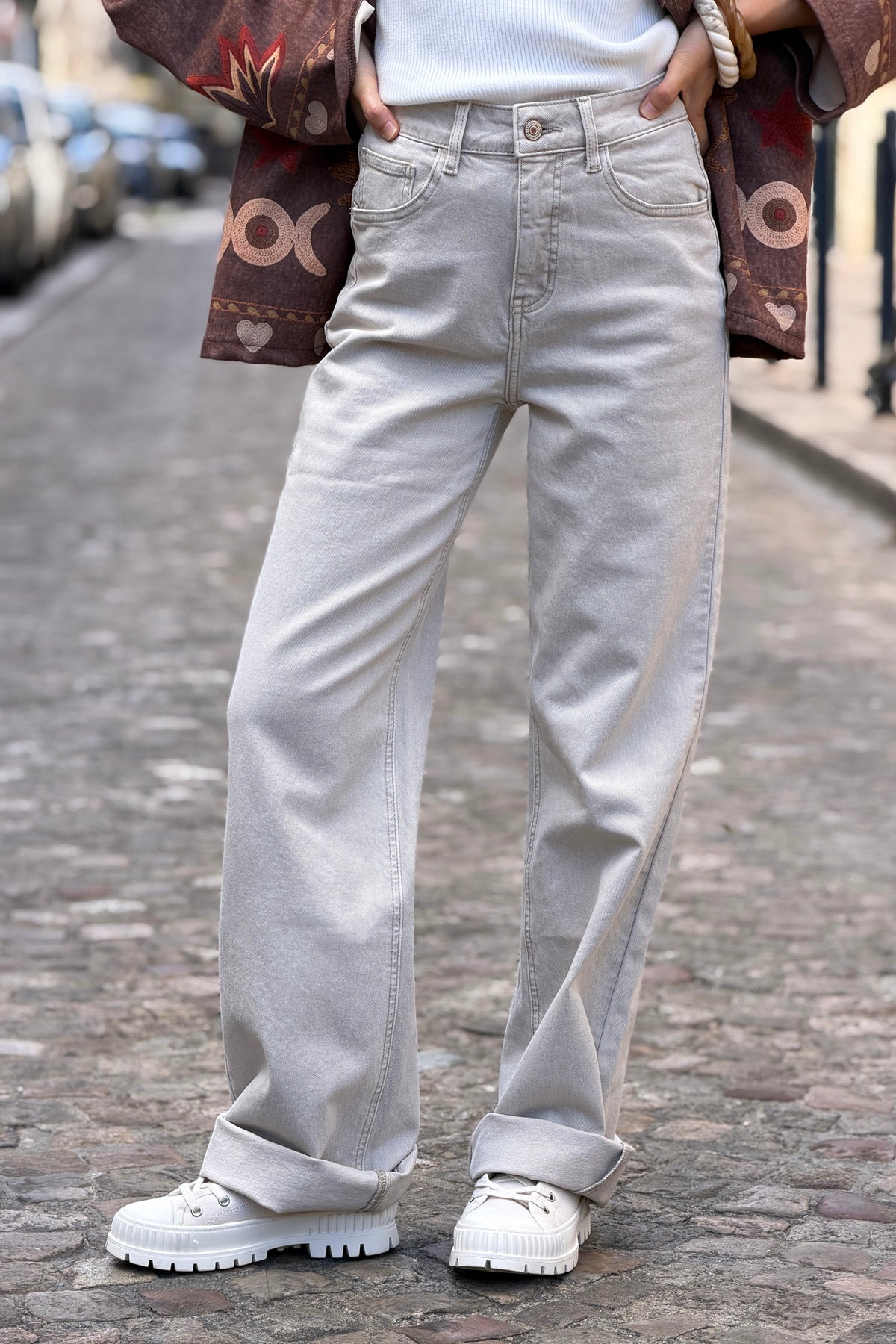 Cream Vintage Straight-Leg Jeans