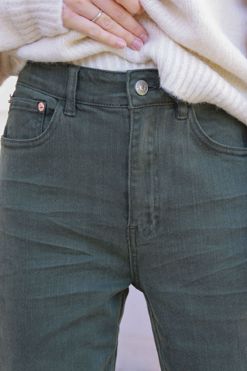 Jean taille haute kaki coupe mom fit