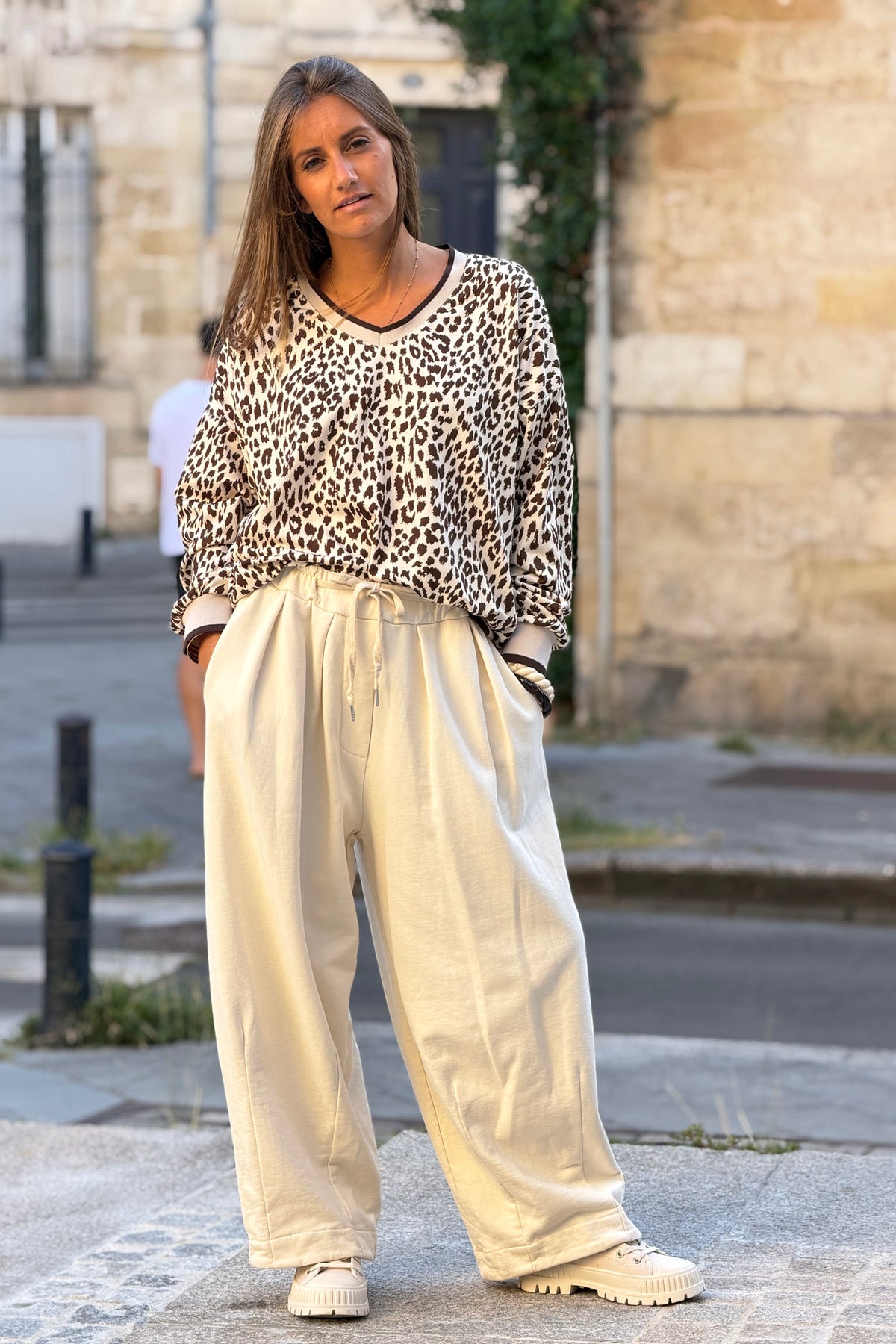 Jogging écru coupe ballon ceinture élastique