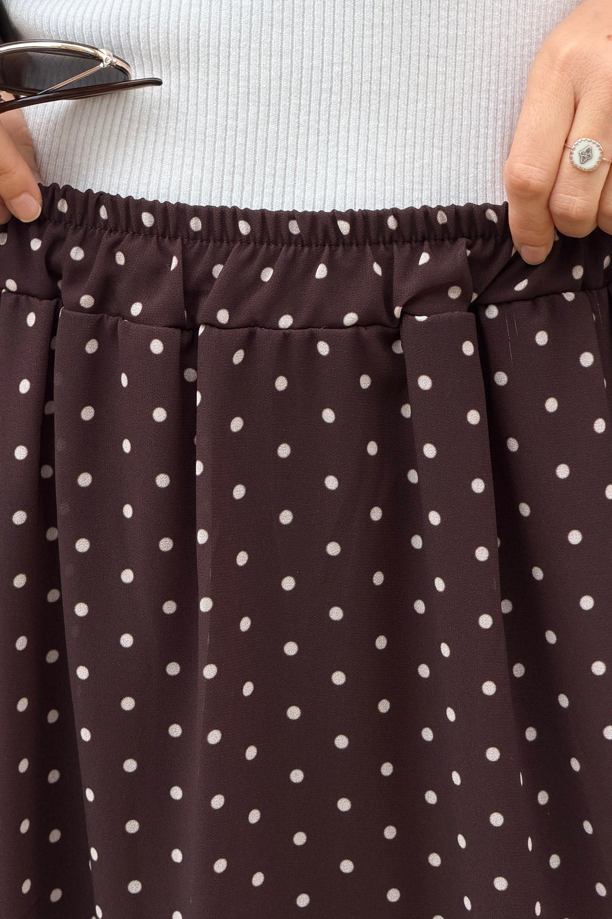 Jupe fluide marron doublée imprimé pois taille élastique