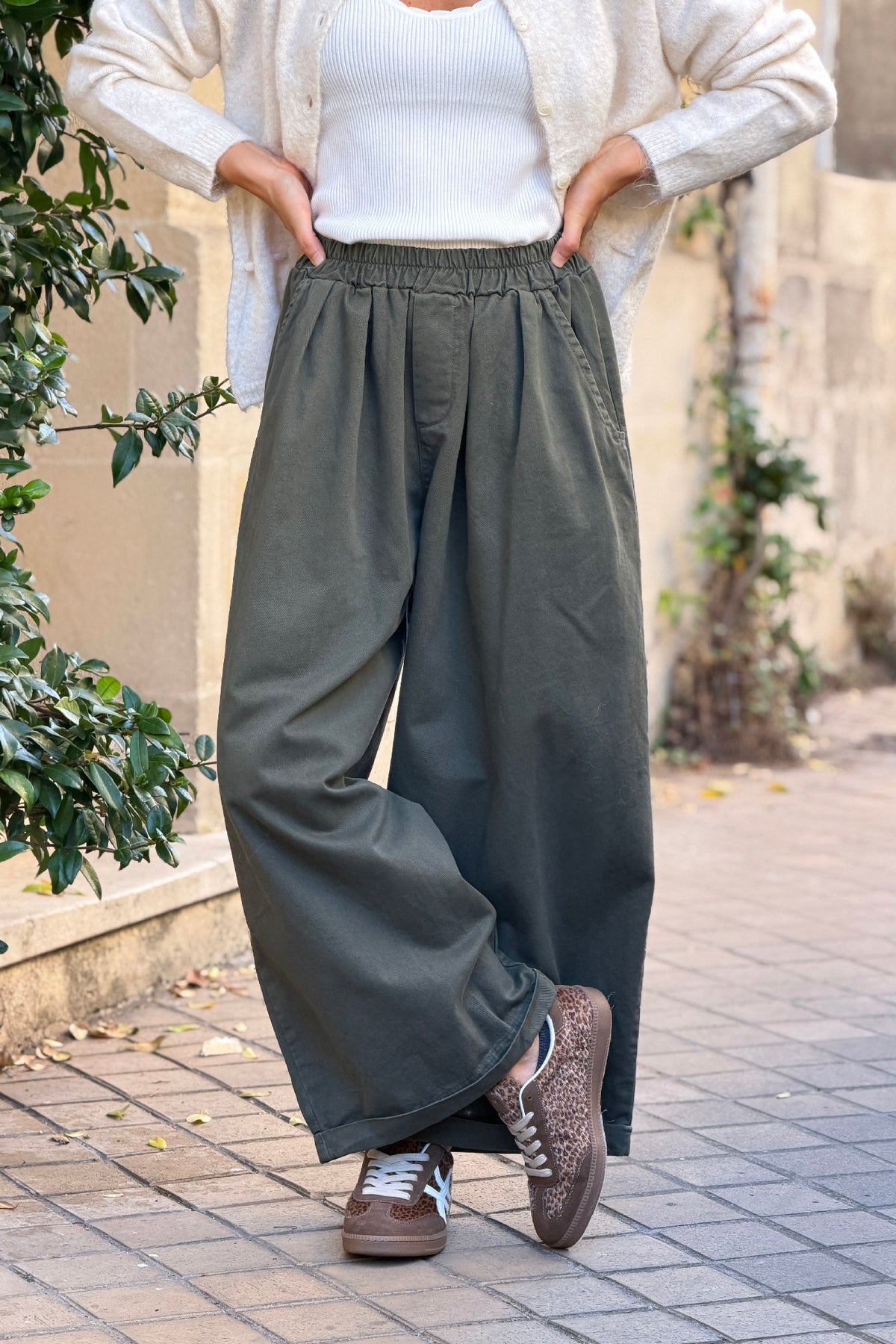 Pantalon kaki coupe ballon confort taille élastique