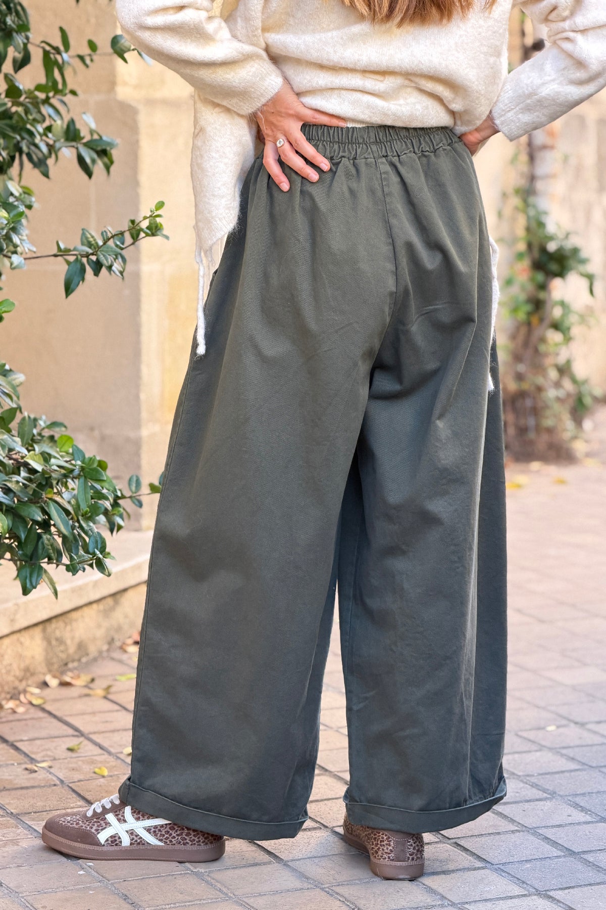 Pantalon kaki coupe ballon confort taille élastique