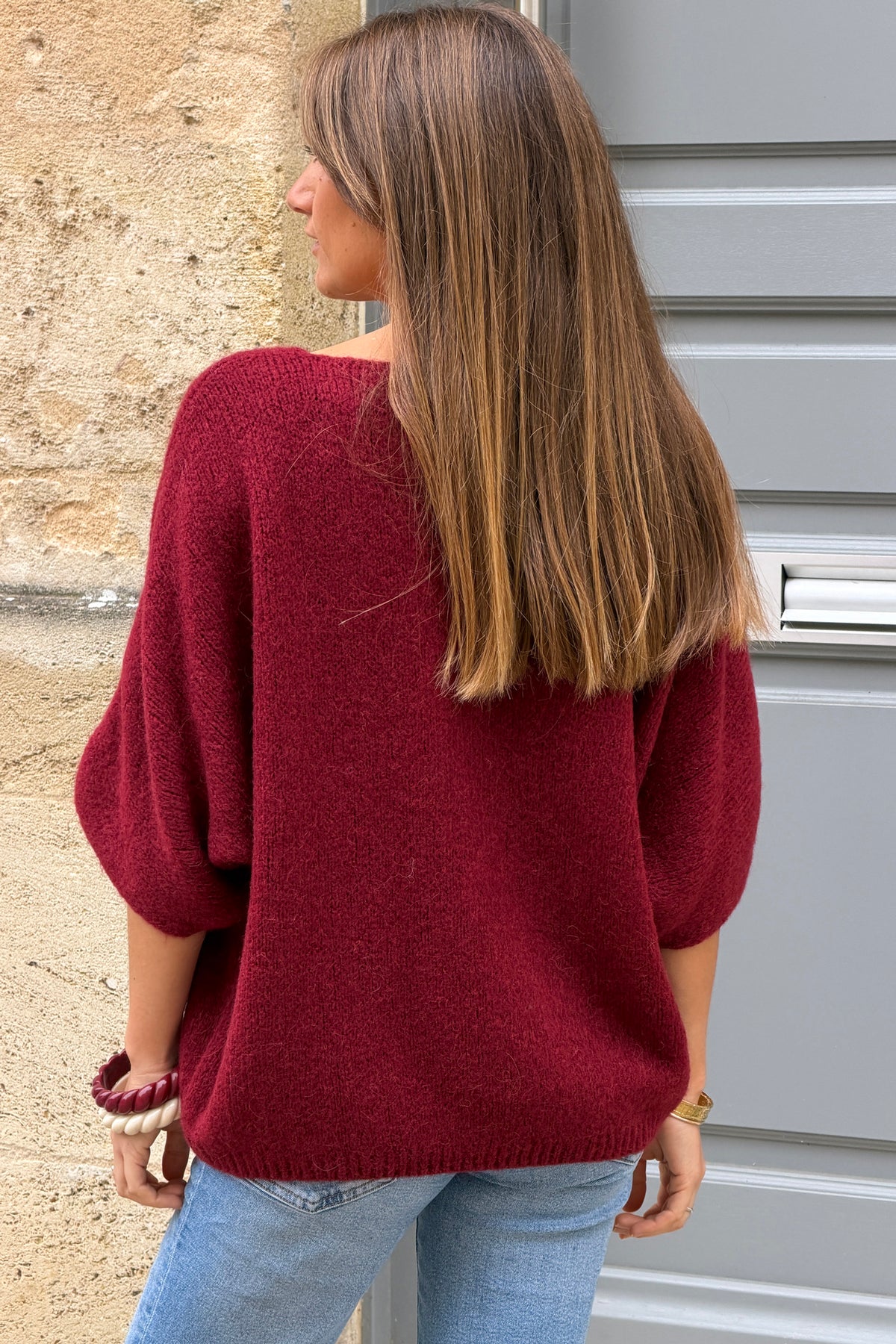 Pull doux en maille alpaga bordeaux manches chauve-souris col v