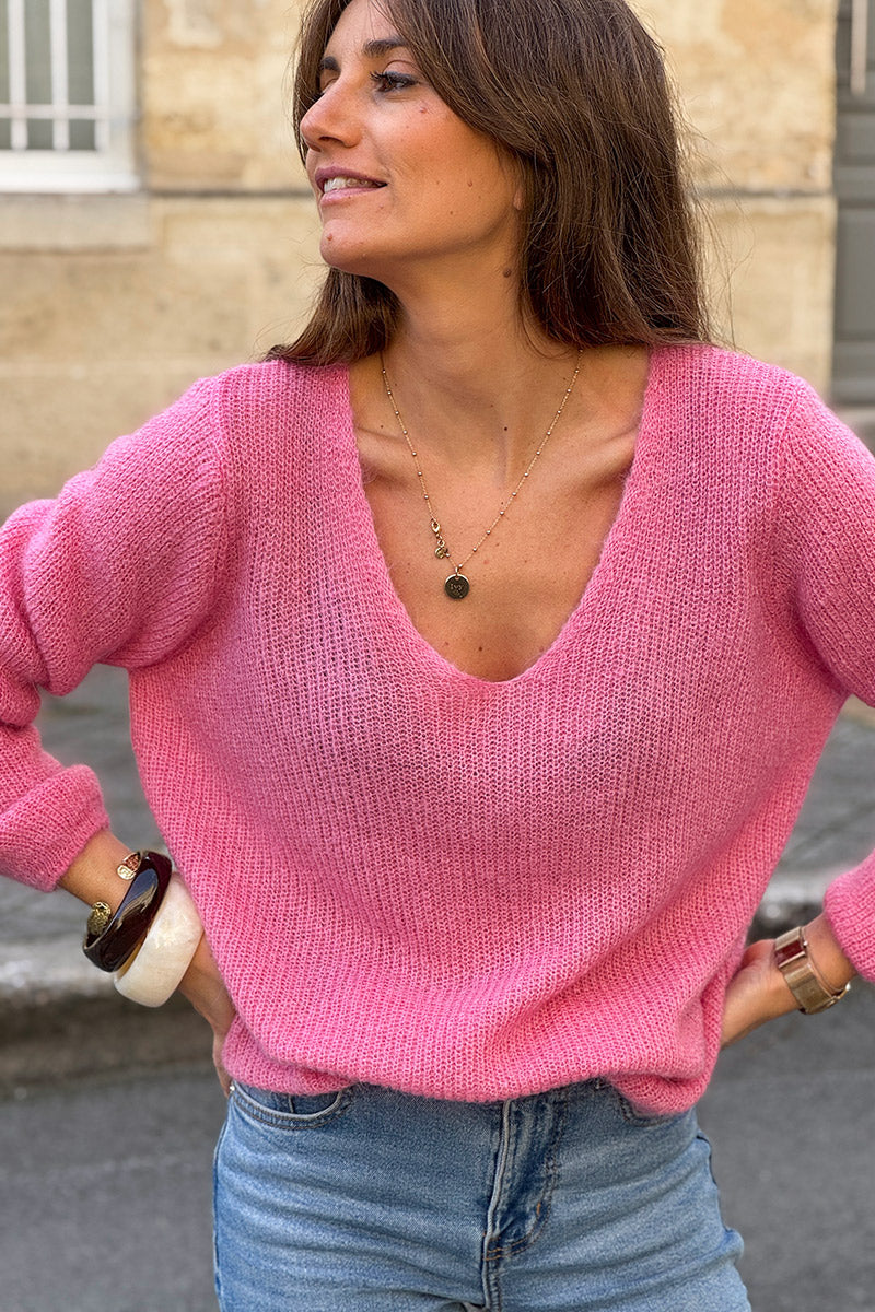 Suéter rosa ajustado de punto fino con cuello en V