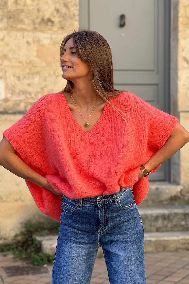 Suéter de mohair coral extragrande, esponjoso y sin mangas con cuello en V acanalado