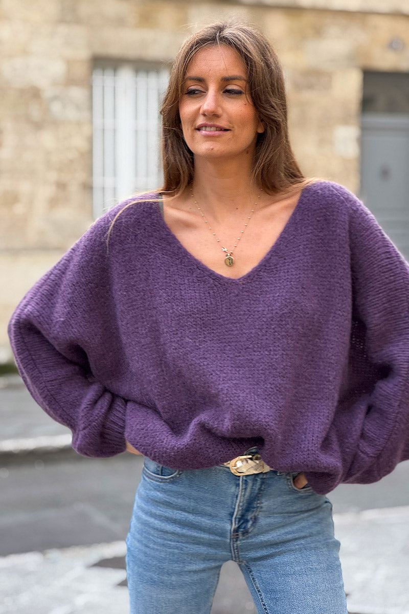 Grape Woollen V-neck Sweater with Batwing sleeves