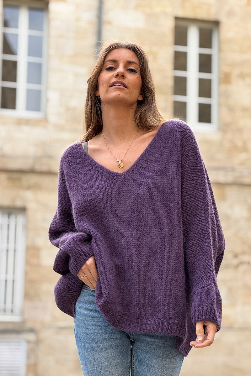 Grape Woollen V-neck Sweater with Batwing sleeves