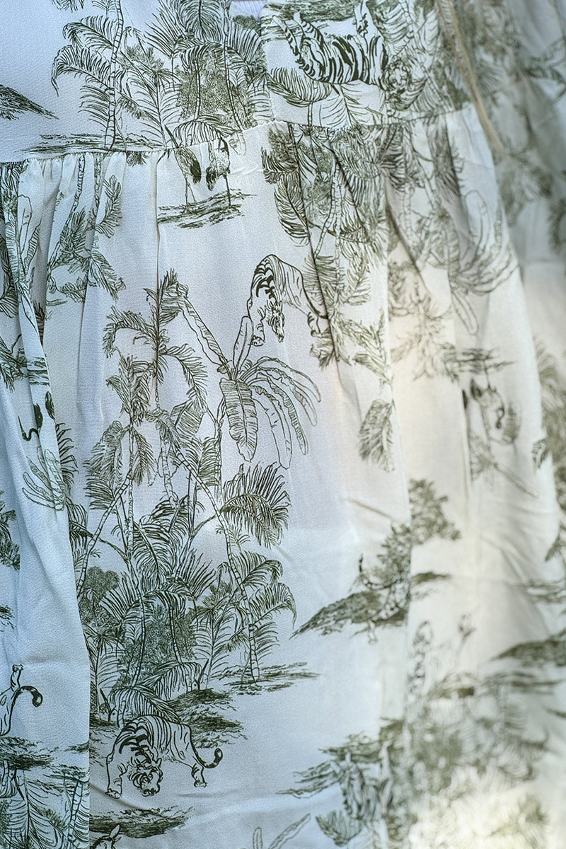 Vestido fluido con estampado toile de jouy caqui