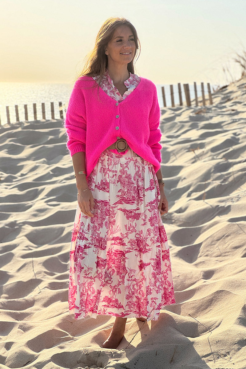 Tiered maxi dress with toile de jouy hot pink print