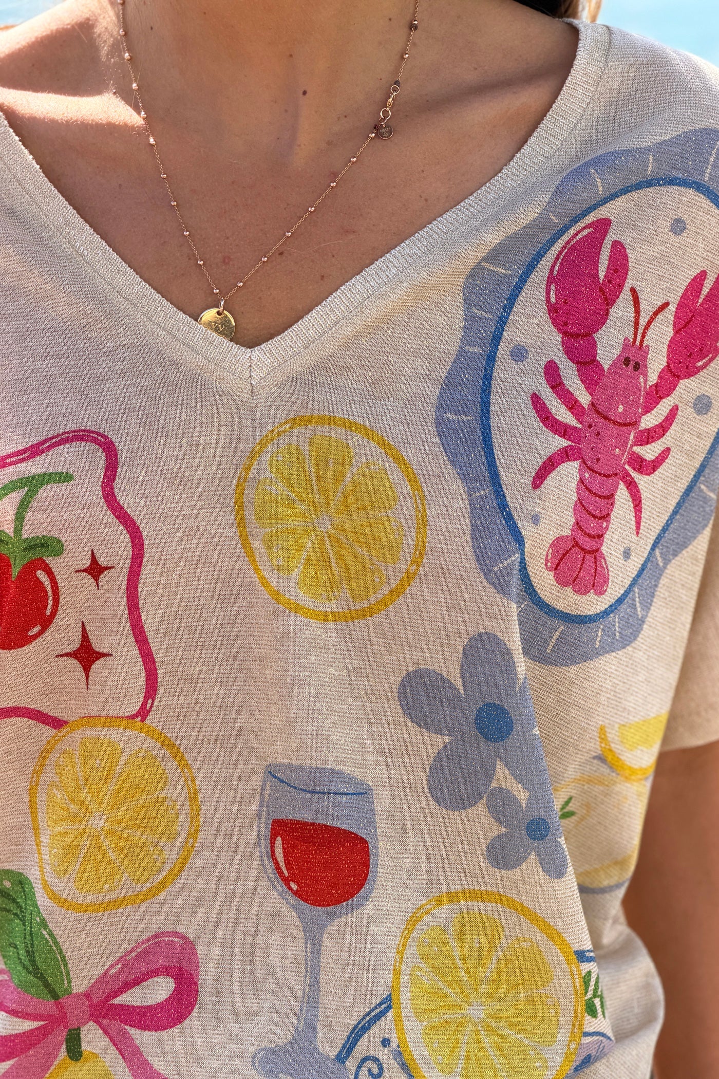 Top brillant lurex imprimé coloré Dolce Vita dessins tomates citrons et sardines