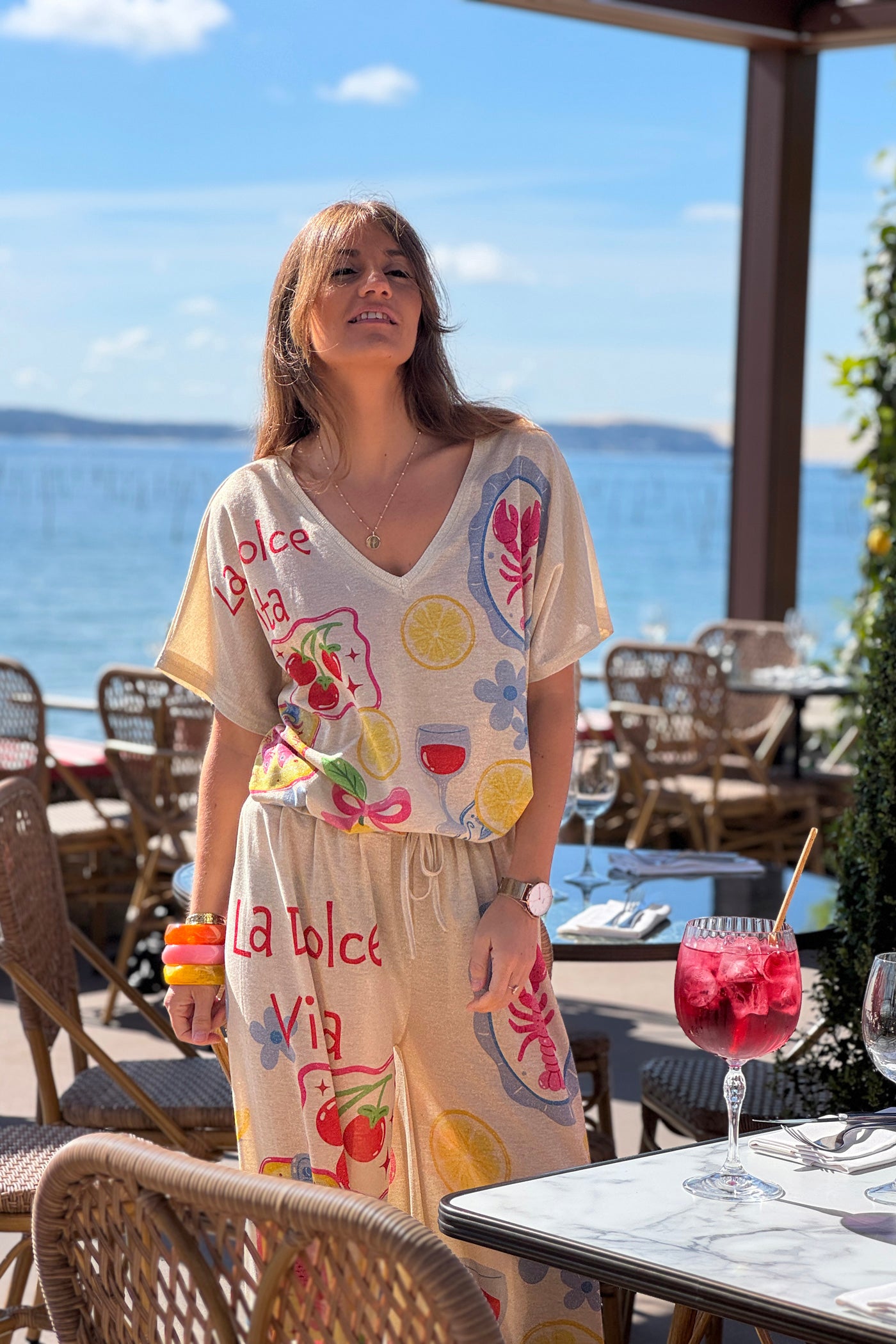 Top brillant lurex imprimé coloré Dolce Vita dessins tomates citrons et sardines