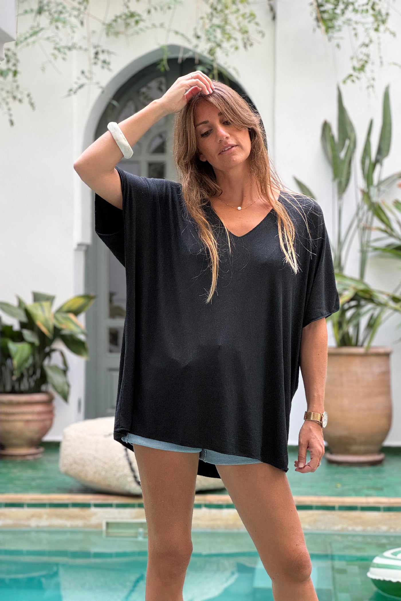 Relaxed fit heather dark grey v-neck top