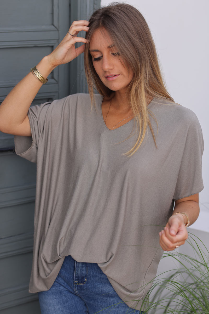 Relaxed fit grey taupe v-neck top