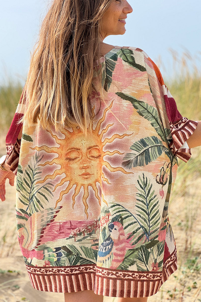 Top grande brillante con estampado de sol y rayas camel