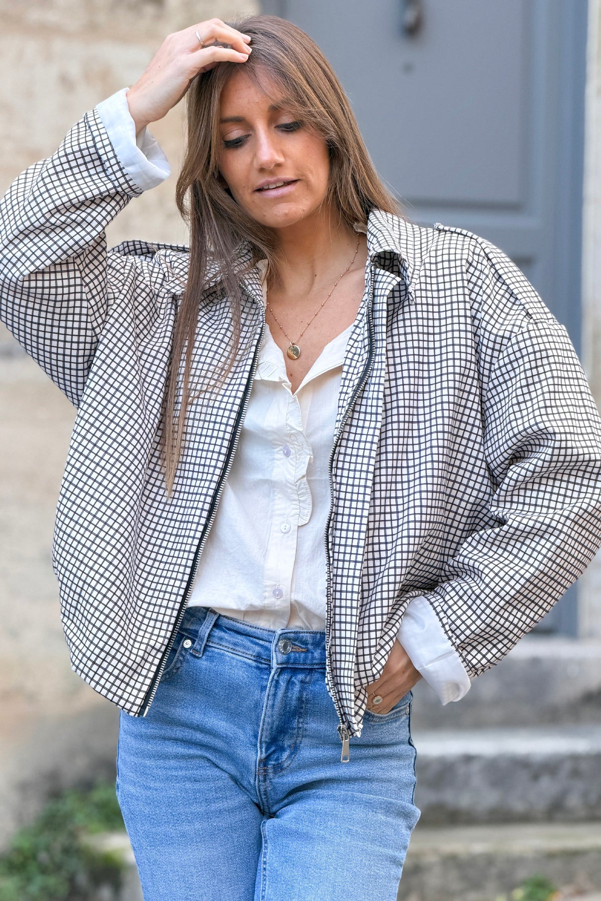 Veste à carreaux vichy blanc et marron fermeture zip et col