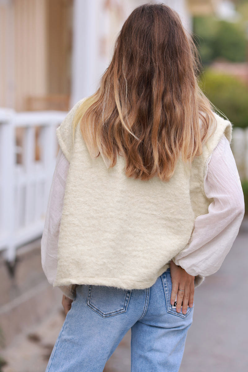Off white Texture Knit Vest