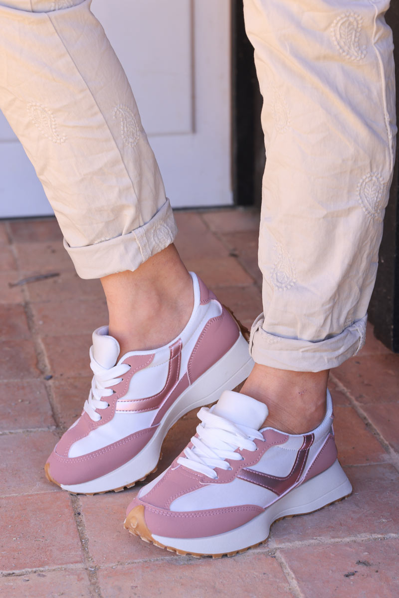 Running-style sneakers in white and dusty pink suedette