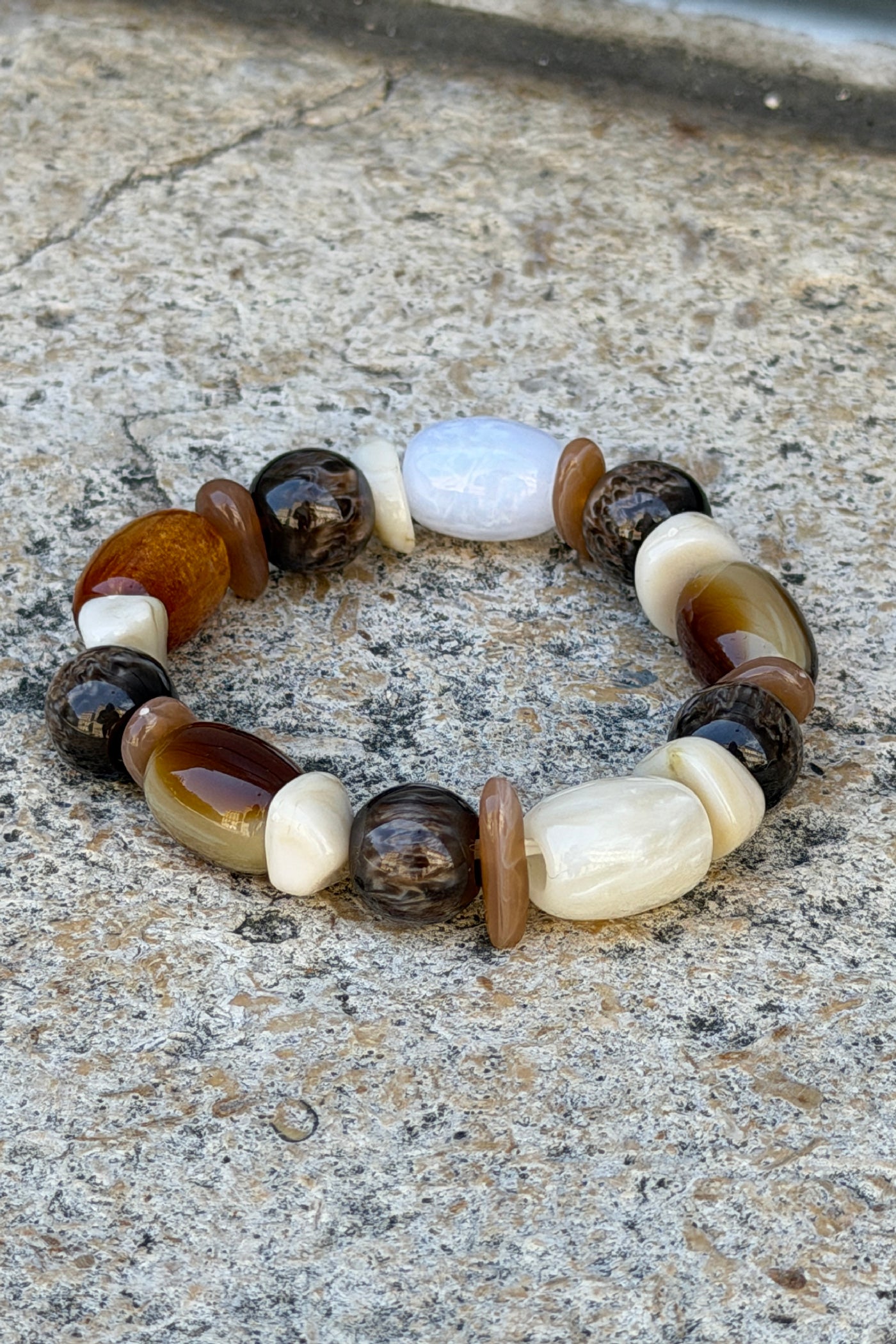 Beige Natural Beads Stretch Bracelet
