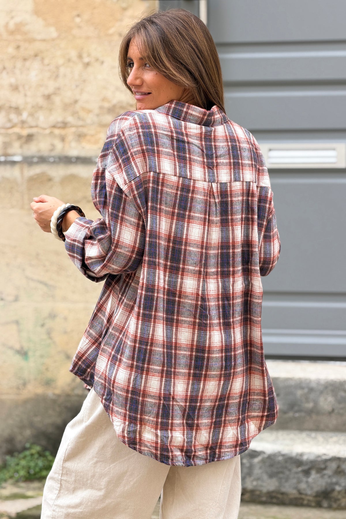 Chemise écrue en flanelle motifs carreaux tartan Ecossais terracotta et bleu