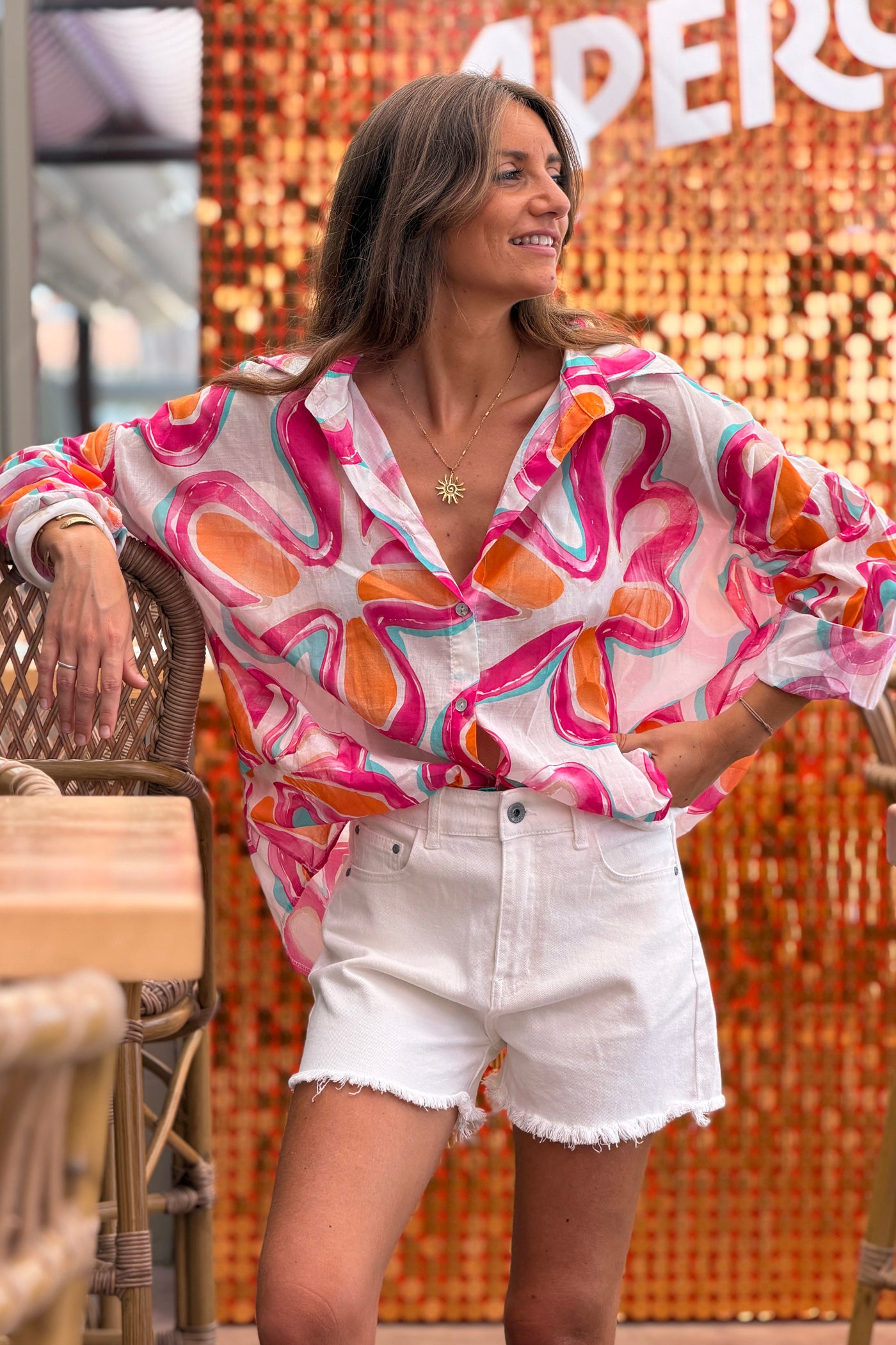 Chemise légère en coton imprimé fleurs seventies fuchsia