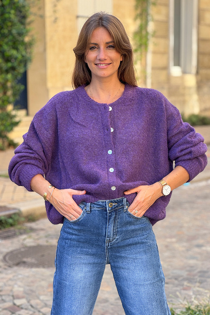 Gilet douillet aubergine chiné en maille col rond boutons nacrés