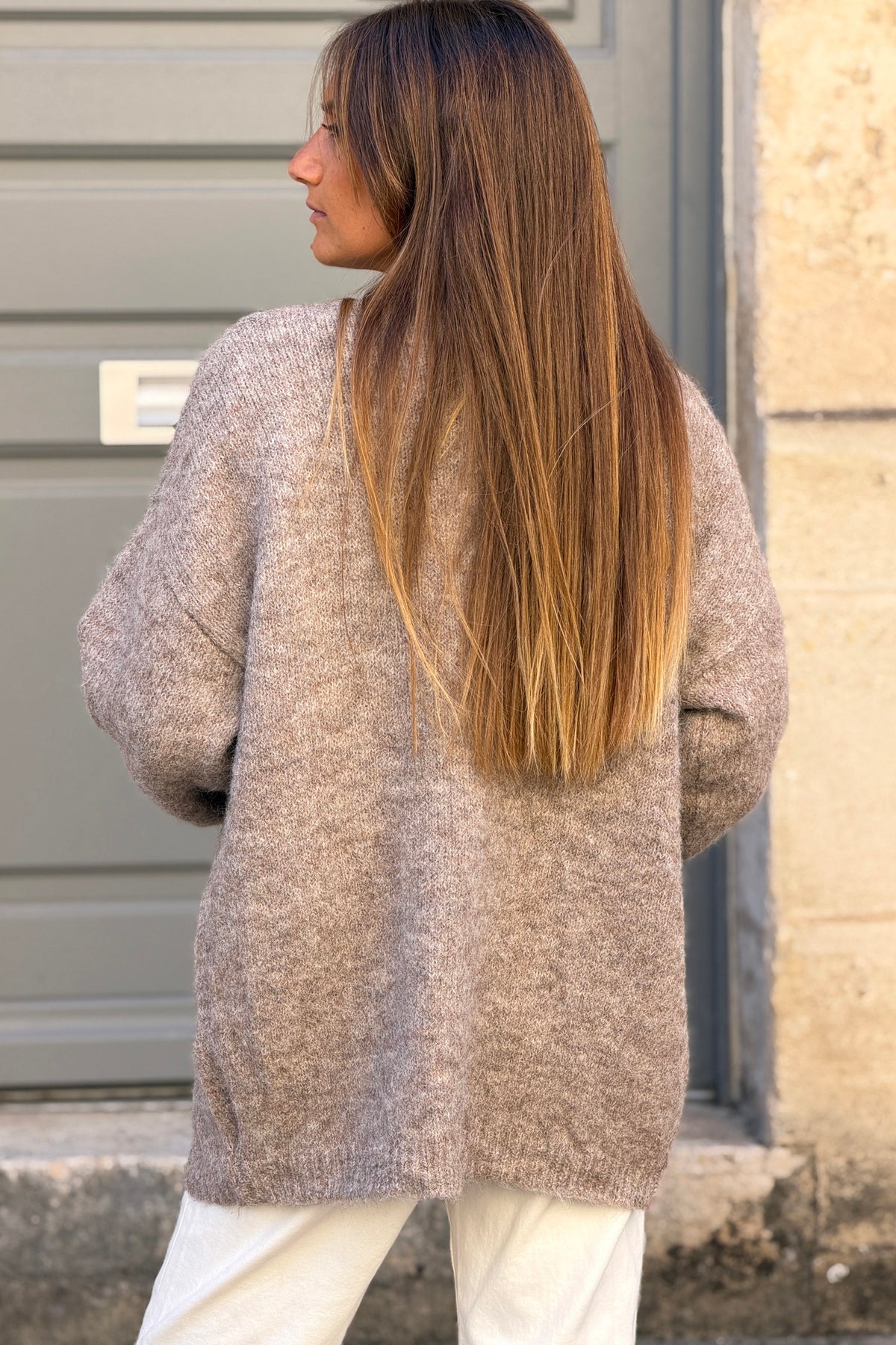 Gilet en maille taupe chiné manches bouffantes