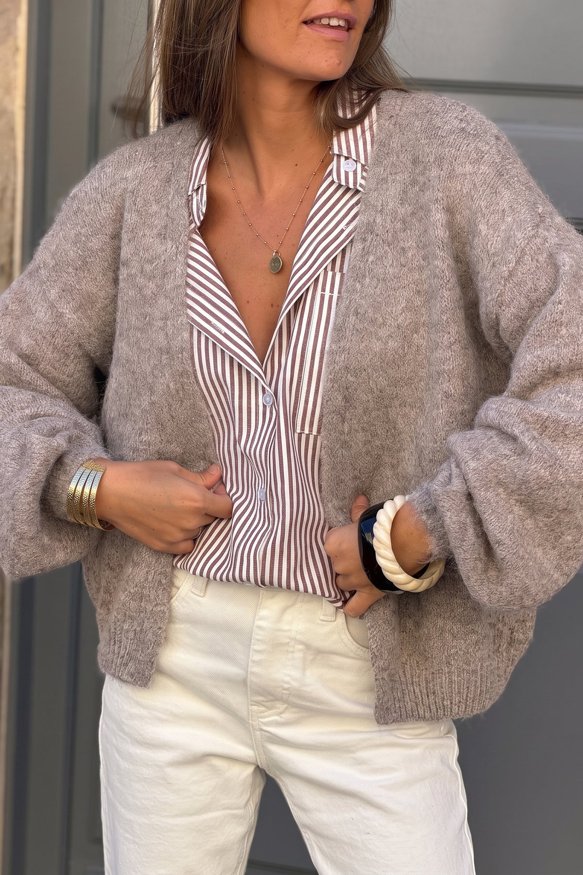 Gilet en maille taupe chiné manches bouffantes