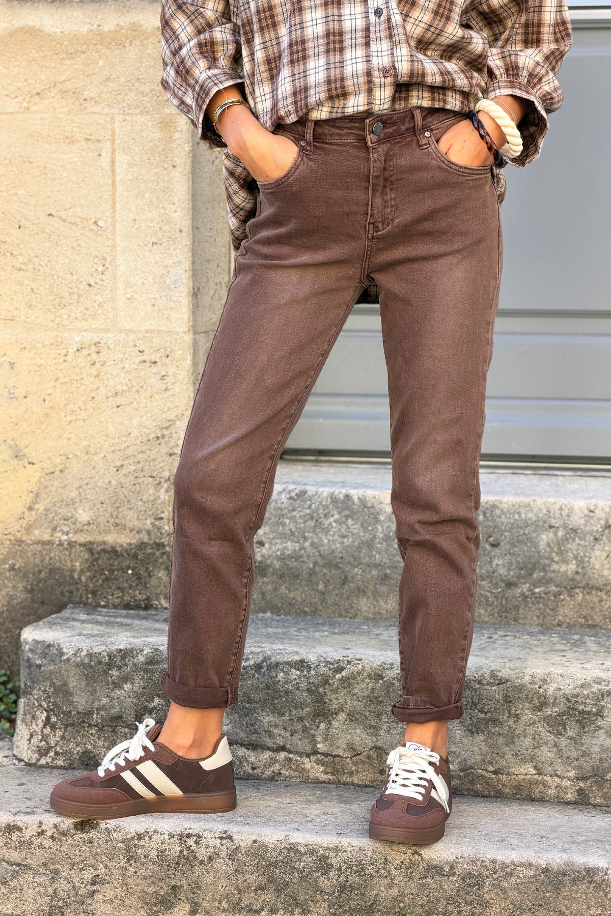 Jean marron délavé stretch coupe slim