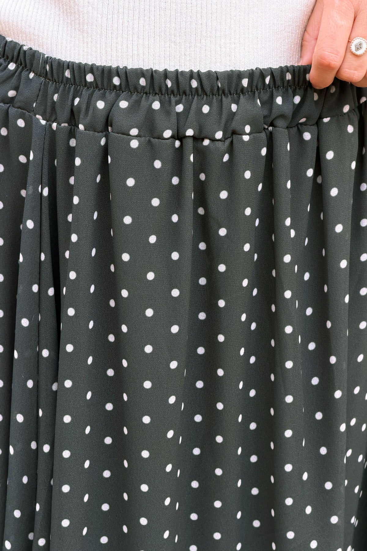 Jupe fluide kaki doublée imprimé pois taille élastique