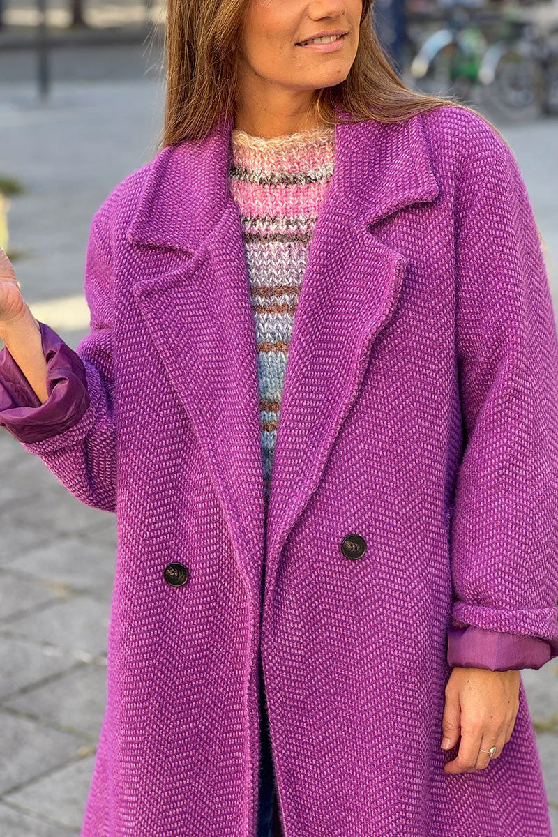 Manteau violet long et doux en maille chenille