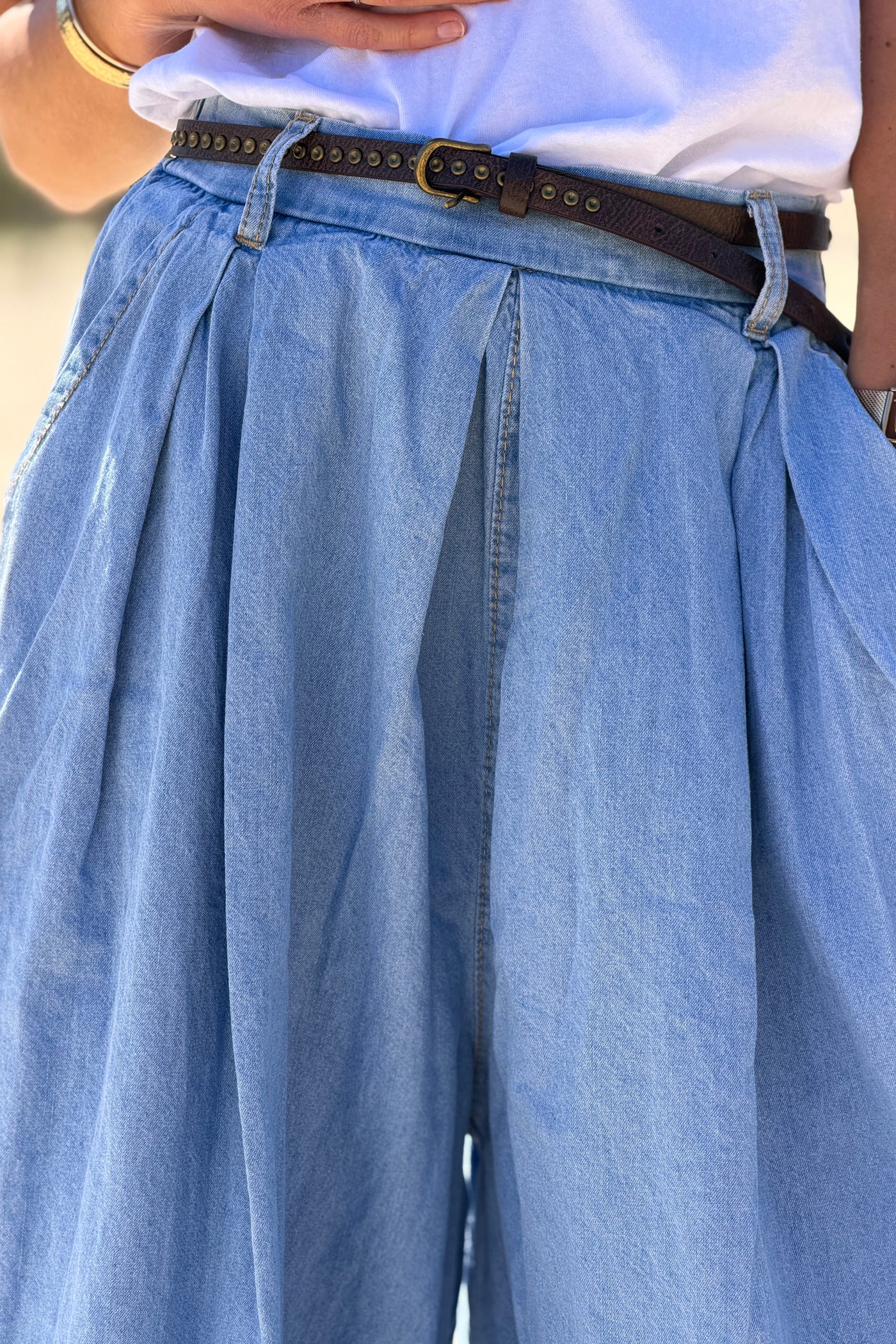Pantalon denim fluide extra large petite ceinture simili