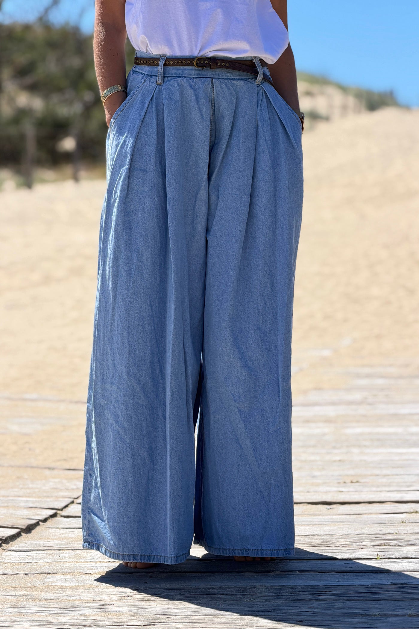 Pantalon denim fluide extra large petite ceinture simili