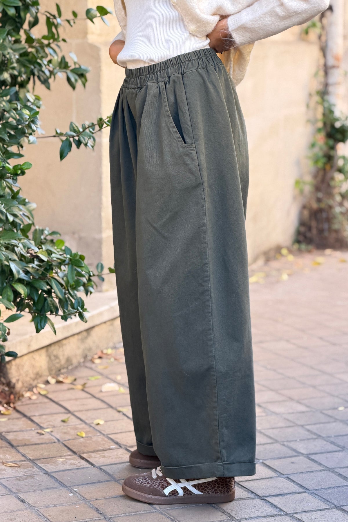 Pantalon kaki coupe ballon confort taille élastique