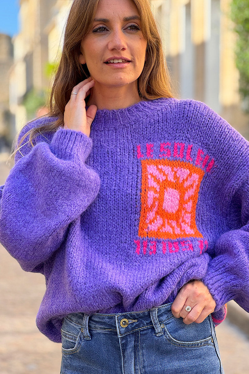 Suéter holgado morado de punto grueso con bordado colorido de Le Soleil