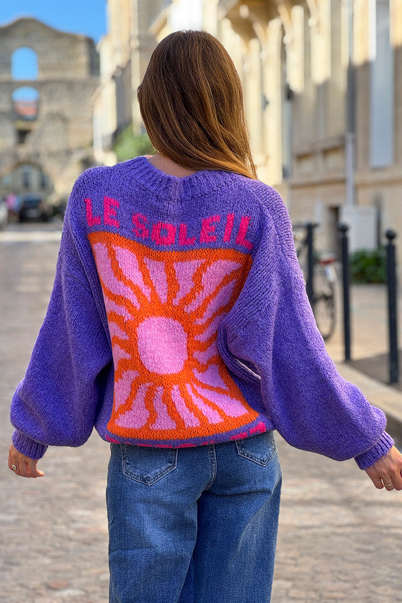 Suéter holgado morado de punto grueso con bordado colorido de Le Soleil