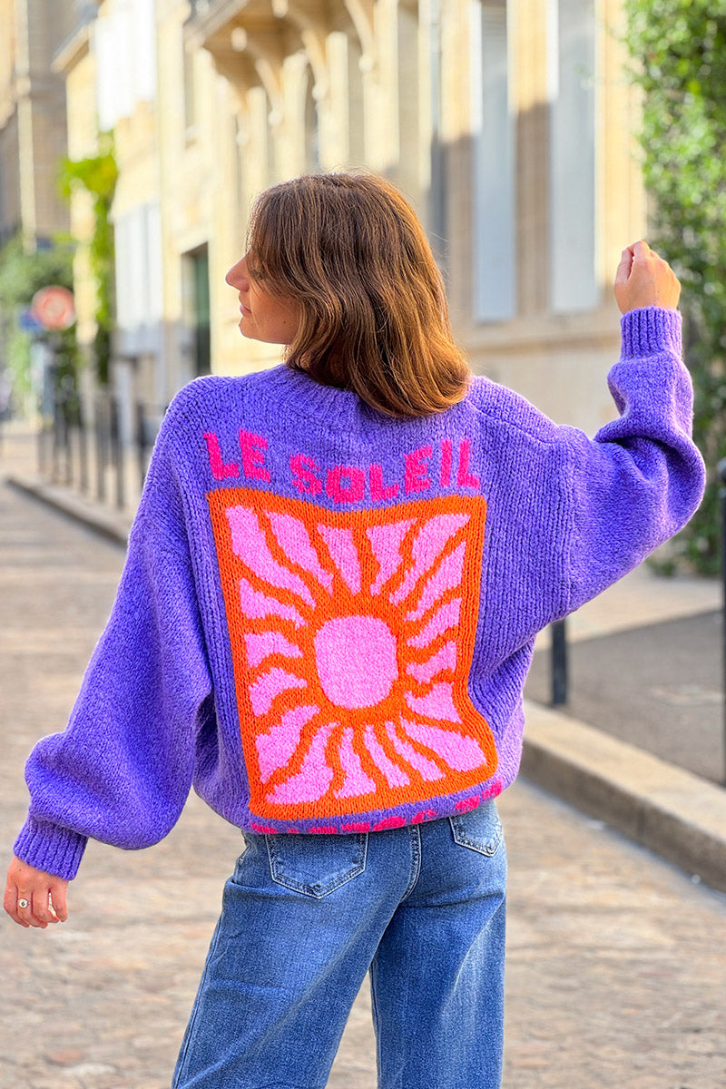 Suéter holgado morado de punto grueso con bordado colorido de Le Soleil