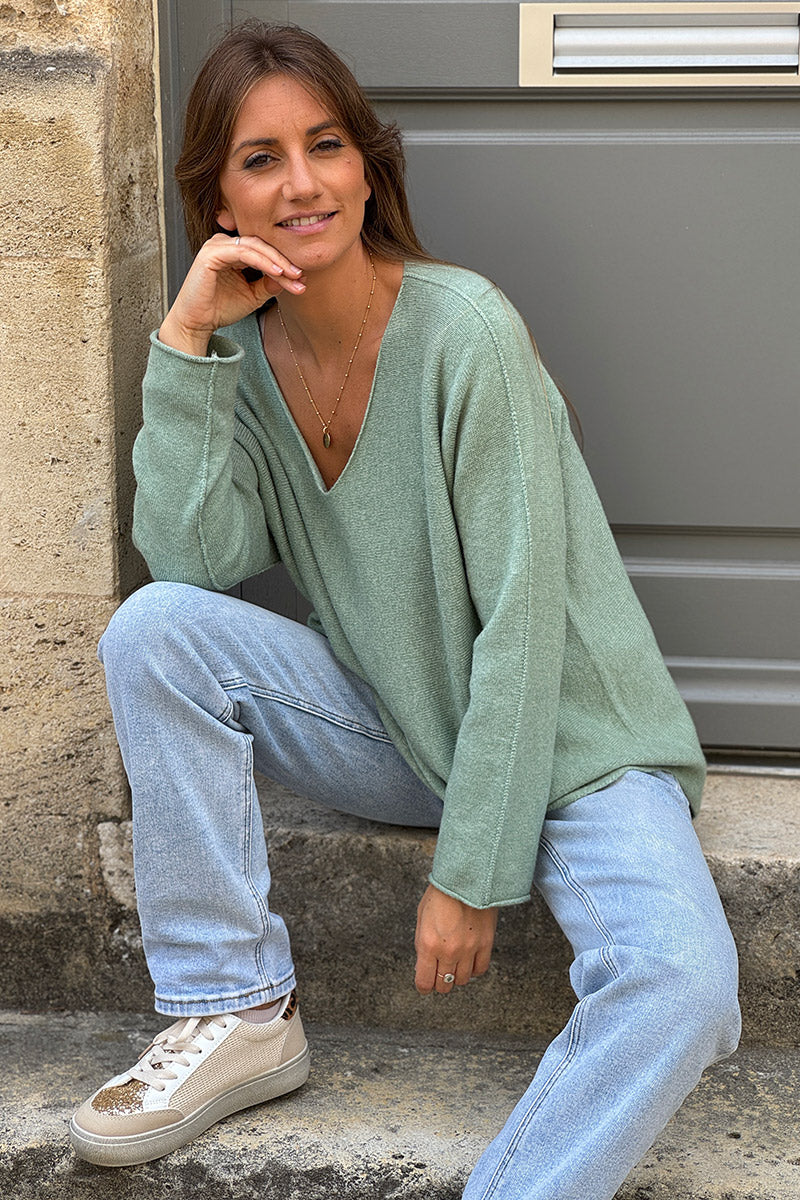 Pull moelleux tout doux sauge col v