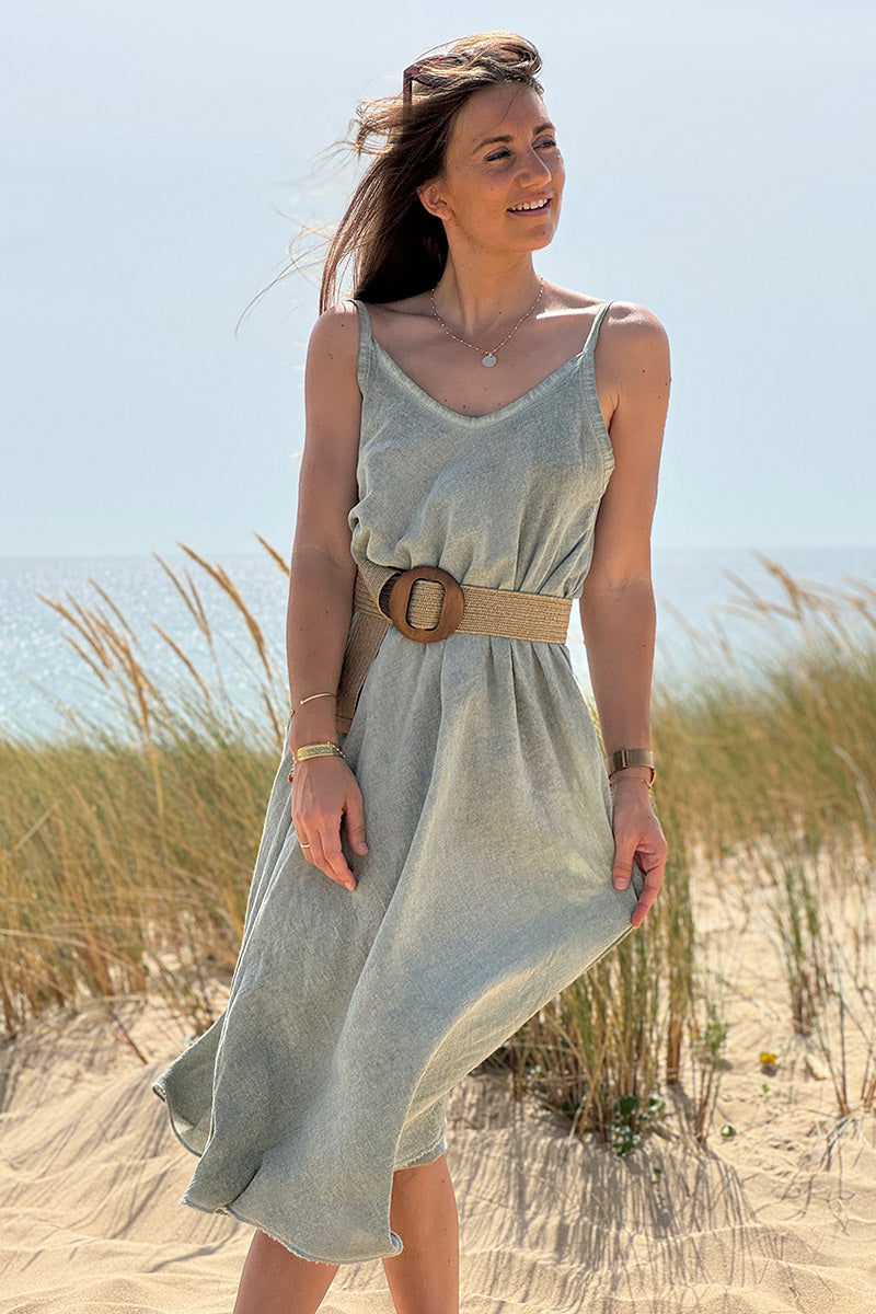 Robe à bretelle mi longue évasée en coton kaki délavé