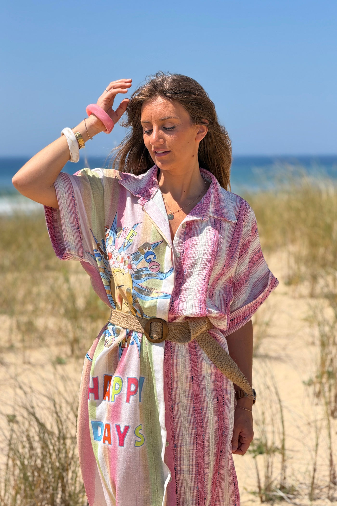 Robe chemise à boutons motif soleil Happy days coloré rayures rose texturées