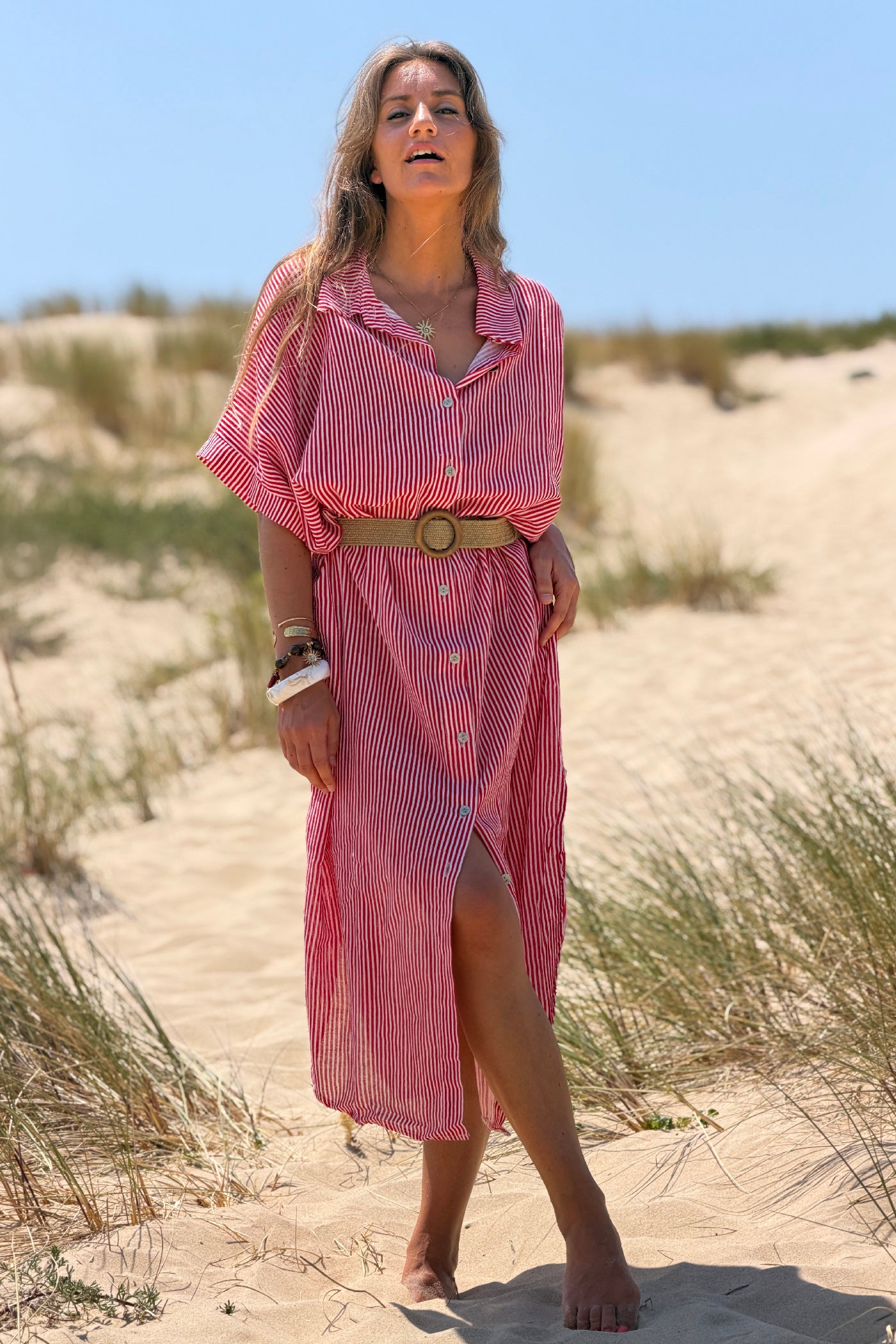 Robe chemise longue en coton petites rayures rouges