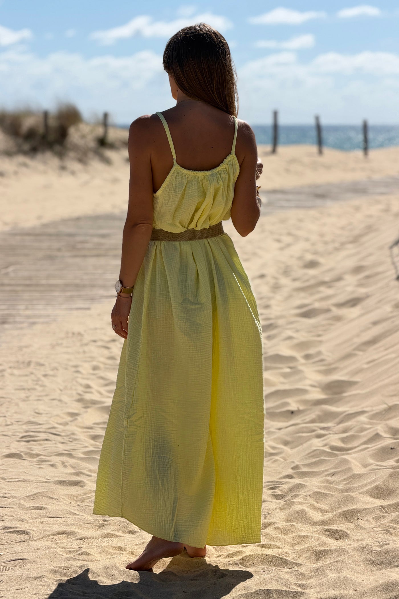 Robe longue jaune en gaze de coton à bretelles col élastique