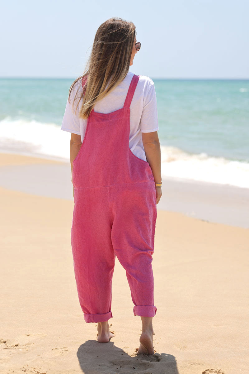 Peto fluido fucsia, mitad algodón, mitad lino, tirantes lazo