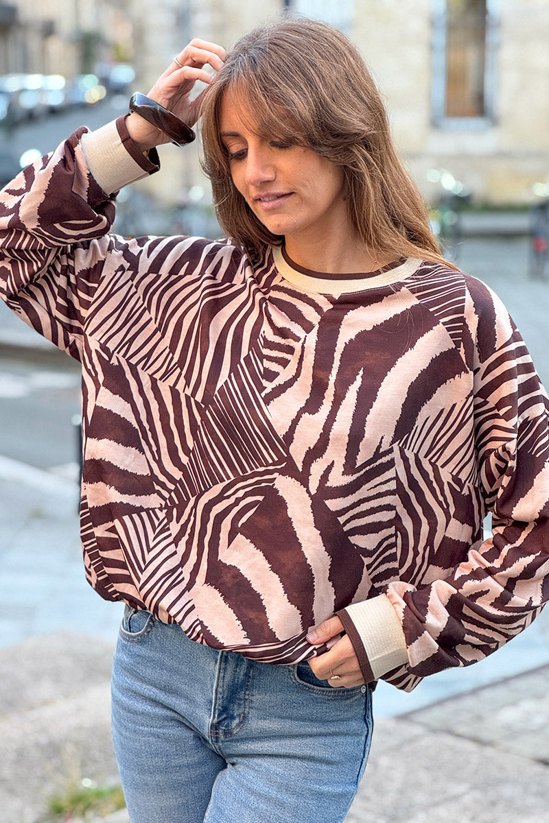 Sudadera cómoda con estampado gráfico de cebra marrón