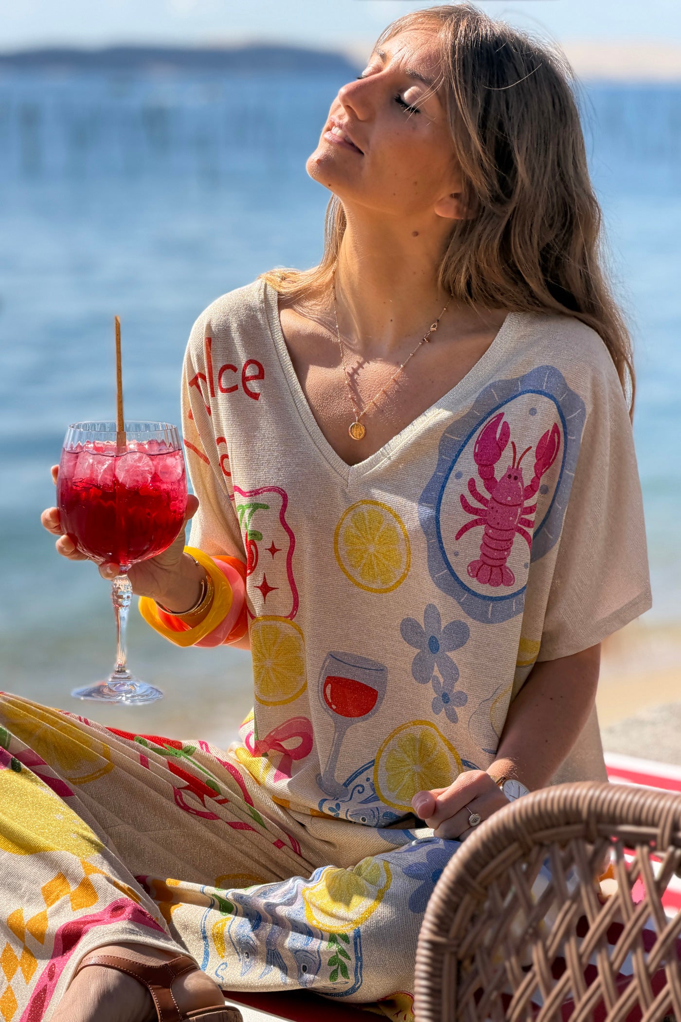 Top brillant lurex imprimé coloré Dolce Vita dessins tomates citrons et sardines