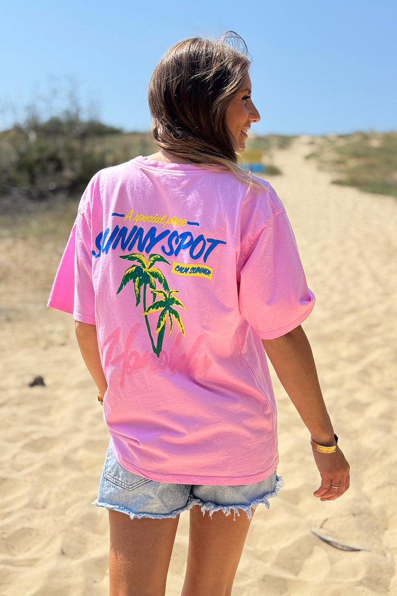 Camiseta de algodón rosa con cuello redondo y palmera Honolulu