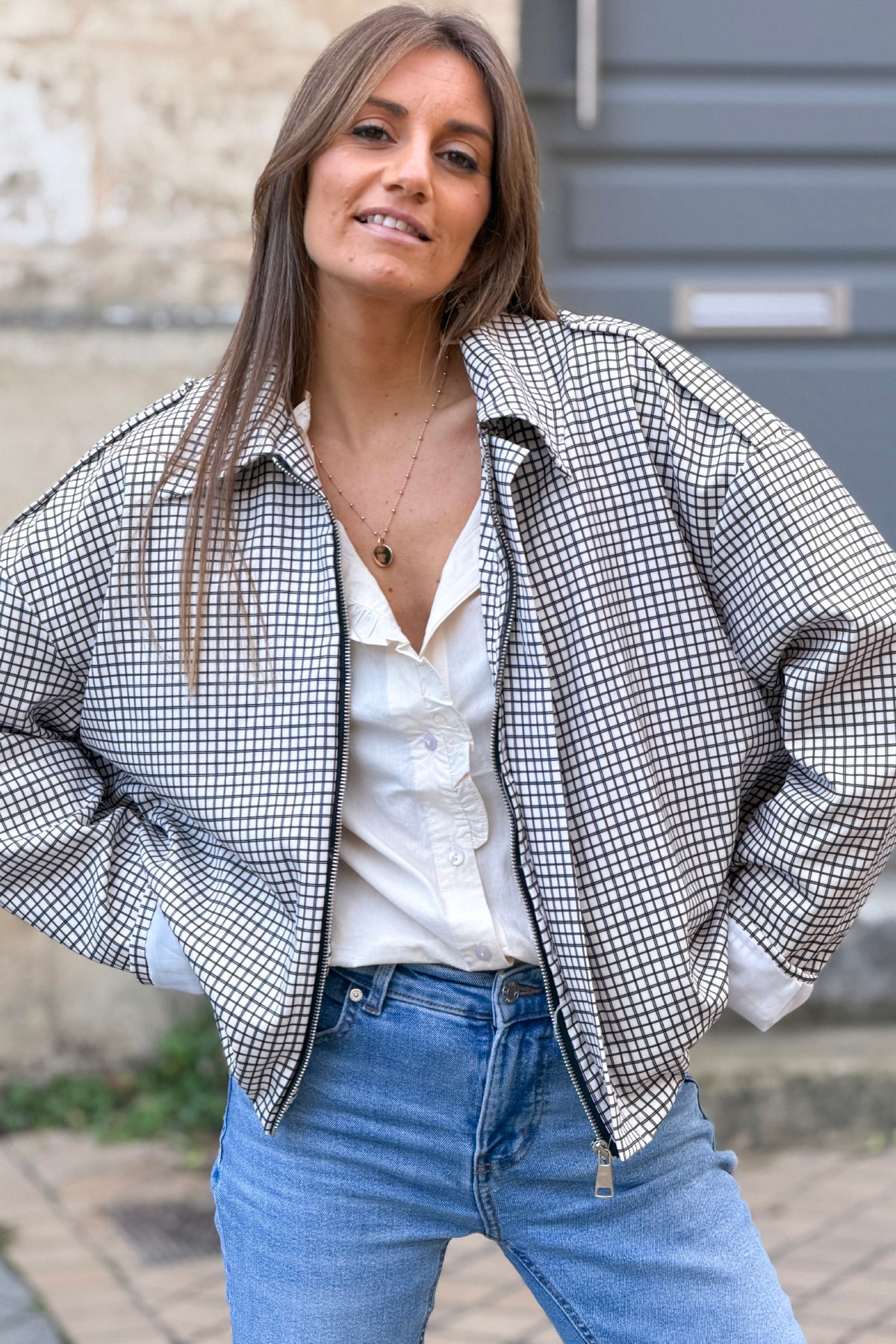 Veste à carreaux vichy blanc et marron fermeture zip et col