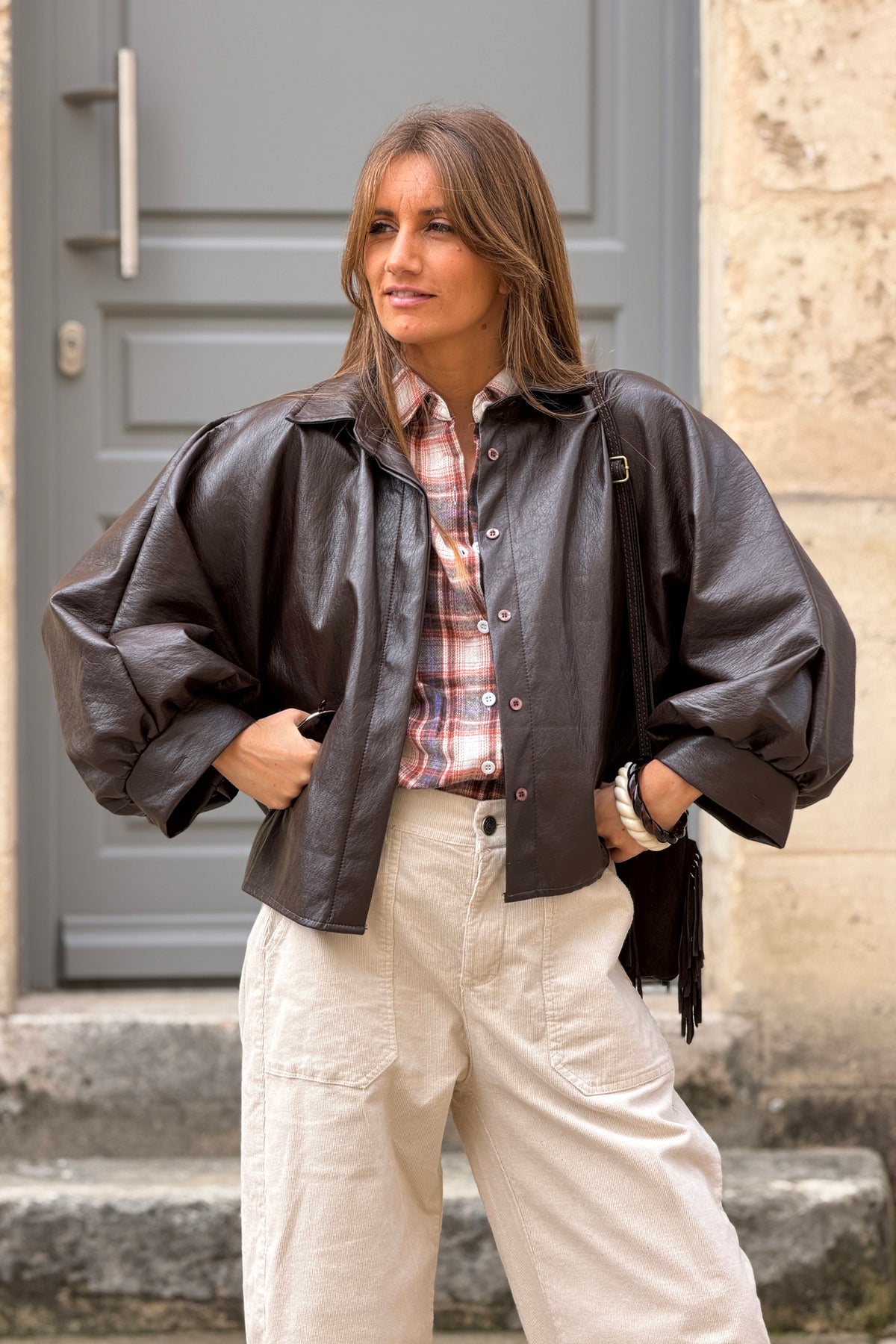 Veste marron en simili cuir souple manches chauve souris